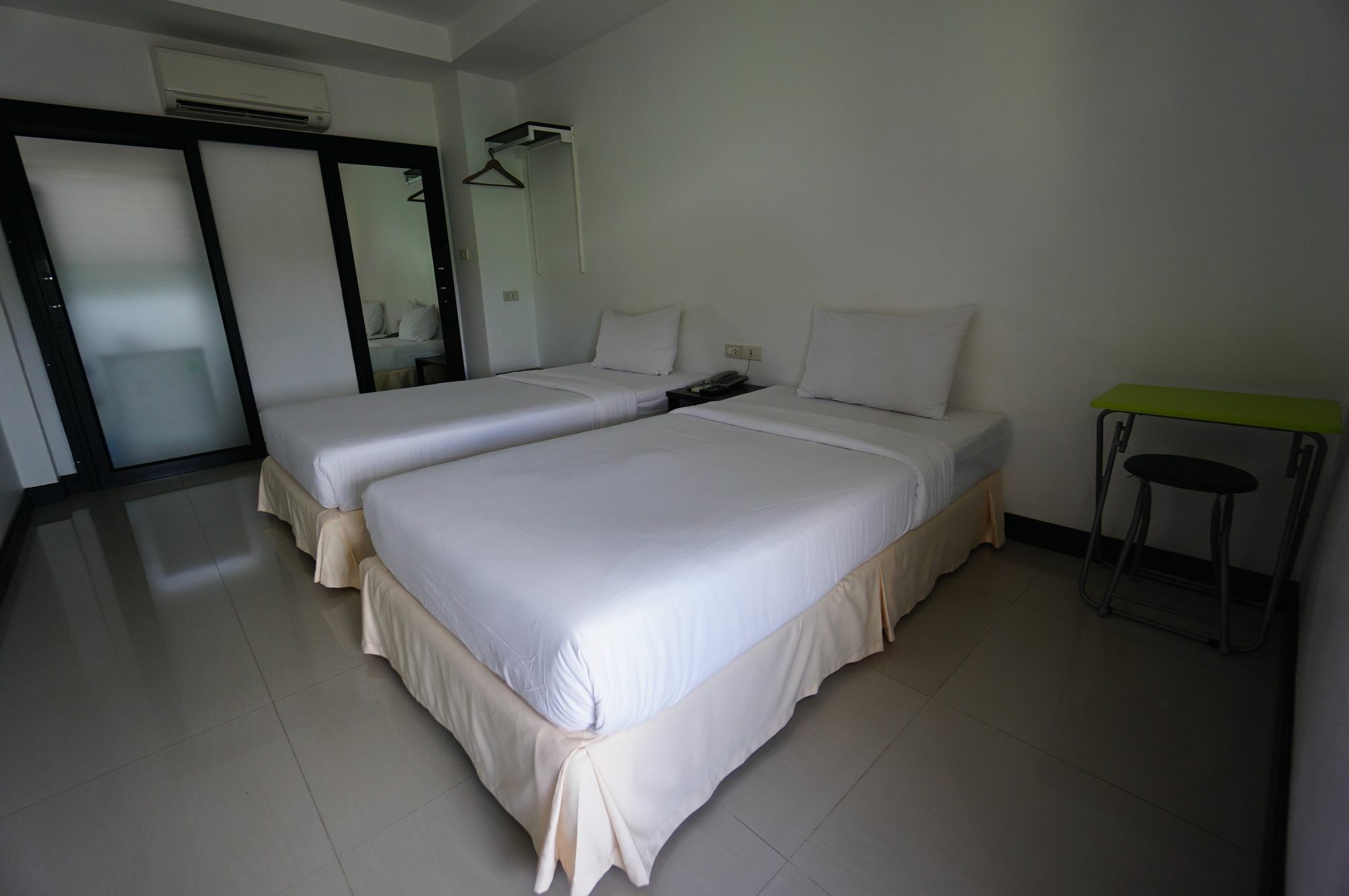 فندق ذا أوتو بليس Phuket المظهر الخارجي الصورة